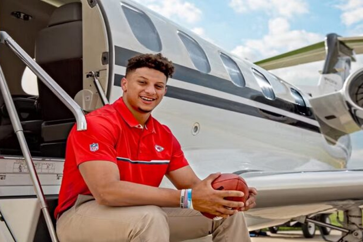 Patrick Mahomes Opens Up About His $25 Million Private Jet Purchase ...